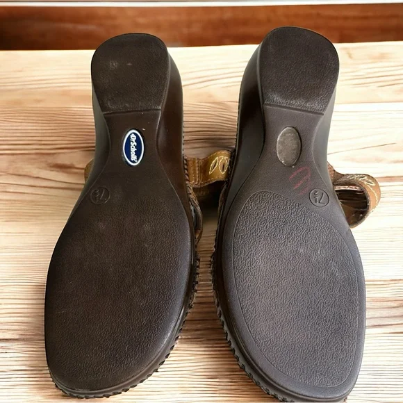 Dr. Scholl's Brown Embroidered Sandals - Picture 7 of 10